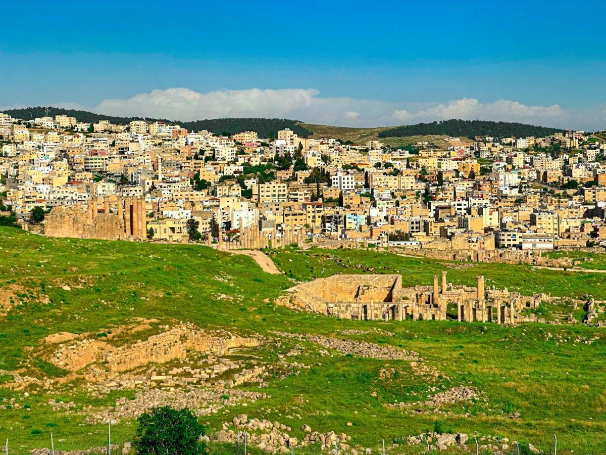 Full Panorama Jerash Panzió Dzseras Kültér fotó